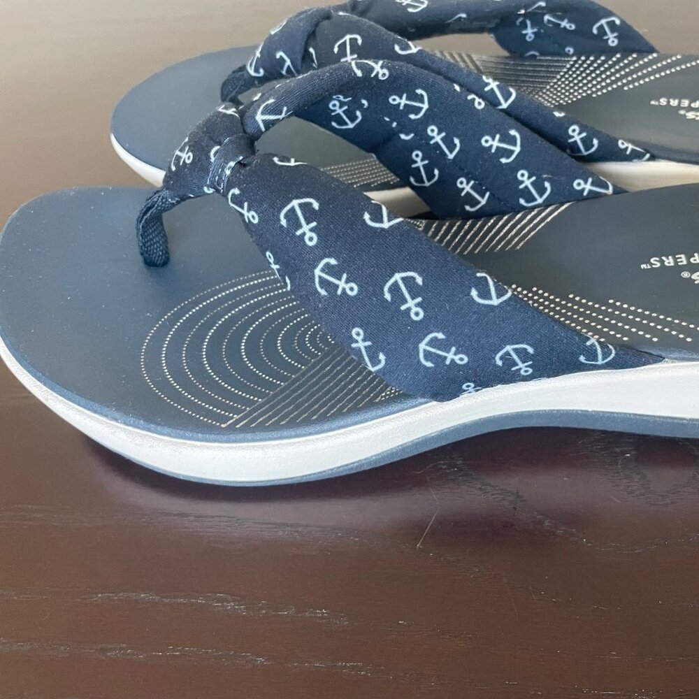 CLARKS Cloudstepper Flip Flop Sandals - Navy/White - Picture 4 of 12